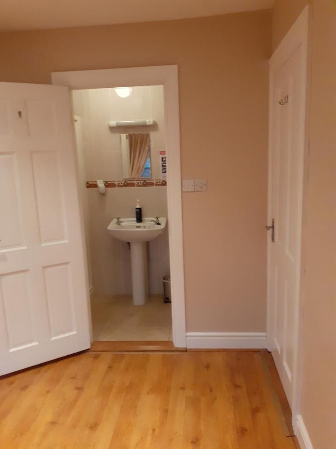 Mels Accomodation Летеркени Екстериор снимка